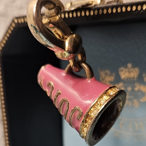 Juicy Couture Gold Pink Pave Cheerleader Megaphone Charm Bracelet Cheer Jewelry - Picture 12 of 14
